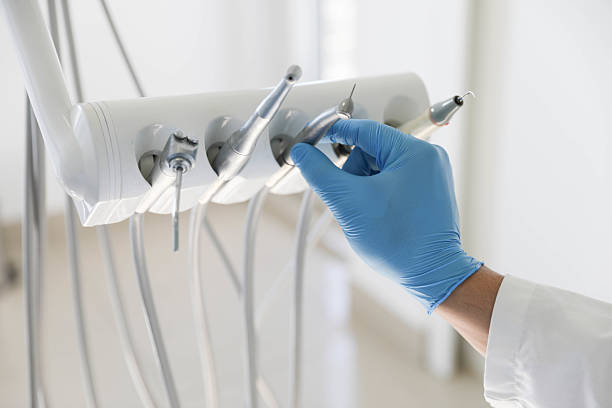 Professional Tooth Extraction technician working in South Barrington, IL
